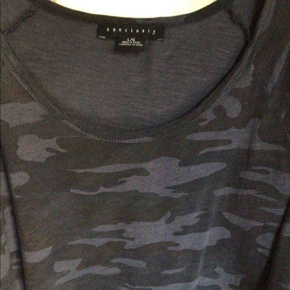 Top - Picture 2 of 5